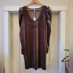 Gentle Fawn Velvet Plum Dress
